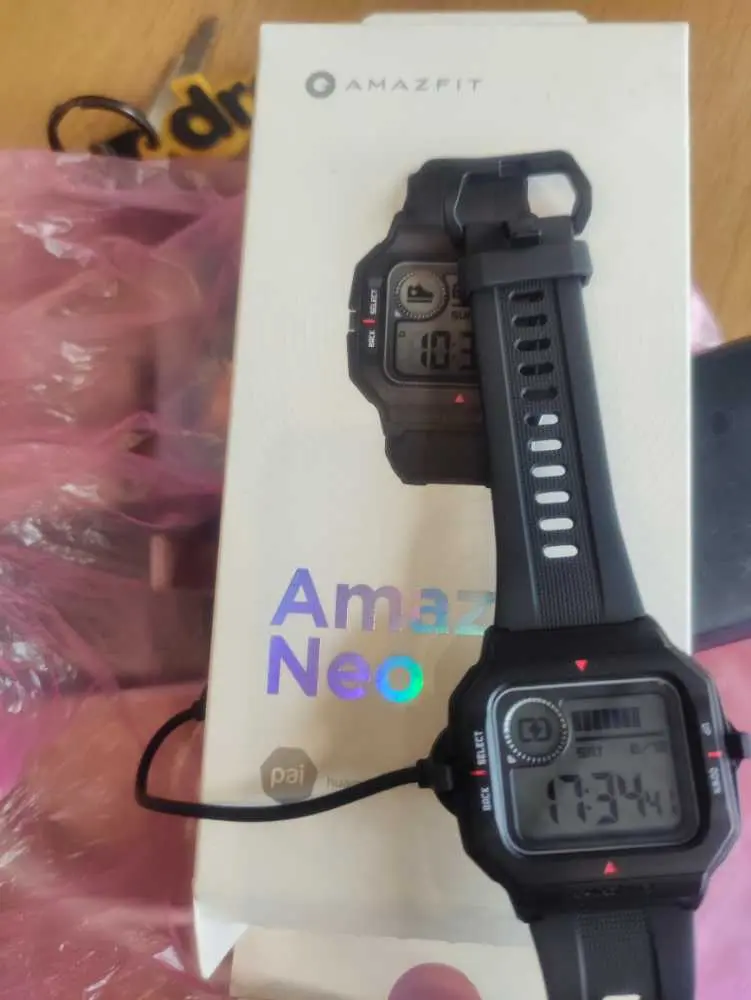 Khách hàng review Đồng hồ thông minh Amazfit Neo 40.3mm Đen 1
