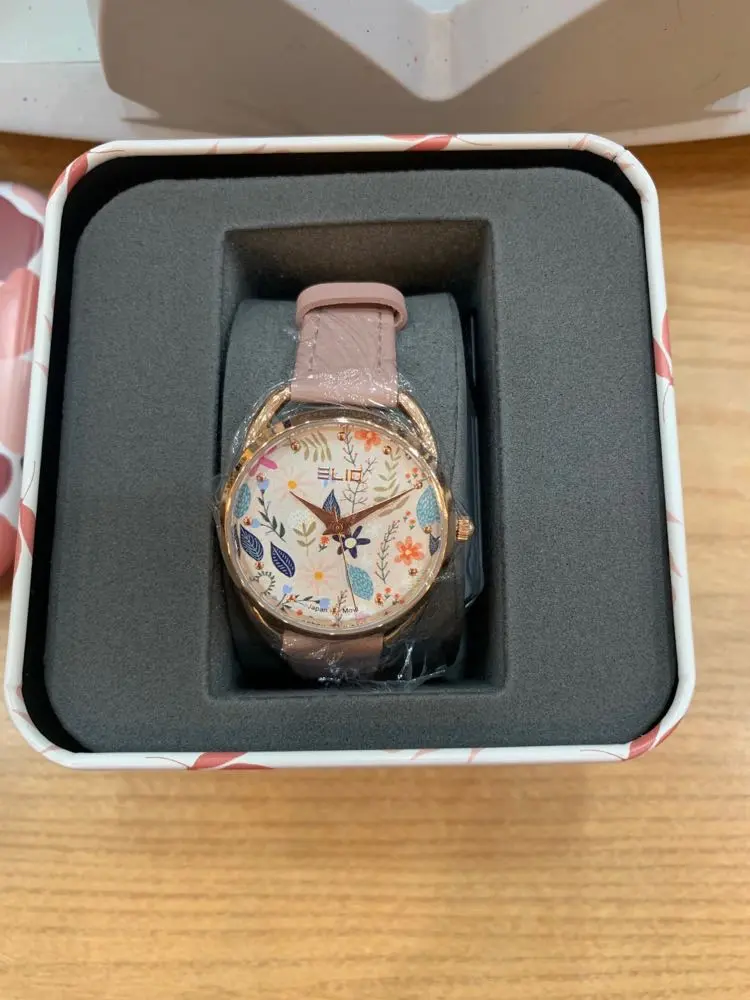 Khách hàng review Đồng hồ ELIO Flower 32 mm Nữ EL108-02 1