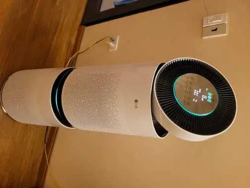 Khách hàng review Máy lọc không khí 2 tầng LG PuriCare AS10GDWH0.ABAE 70W 1