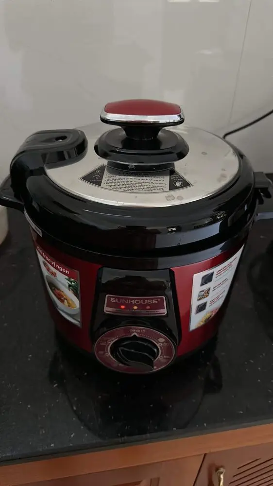 Khách hàng review Nồi áp suất điện Sunhouse SHD-1552 5 lít 2