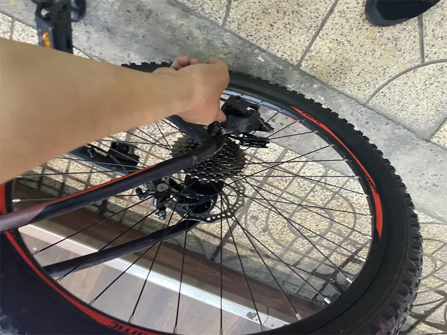 Khách hàng review Xe Đạp Địa Hình MTB Exotic 2618 AF 27.5 inch 1