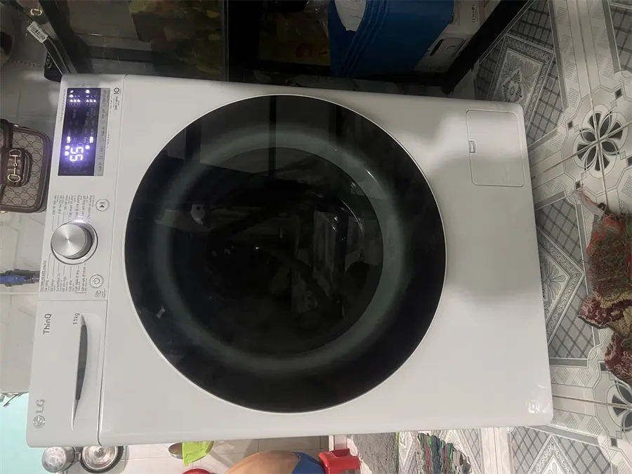 Khách hàng review Máy giặt LG AI DD Inverter 11 kg FV1411S4WA 6