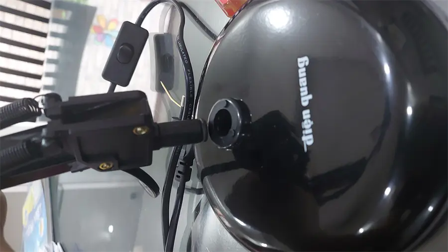 Khách hàng review Đèn bàn học Điện Quang DKL14 B 1