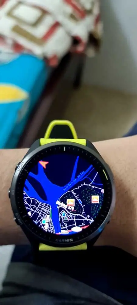 Khách hàng review Garmin Forerunner 965 47.2mm dây silicone 1