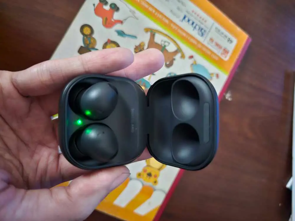 Khách hàng review Tai nghe Bluetooth True Wireless Samsung Galaxy Buds 2 Pro R510N 11