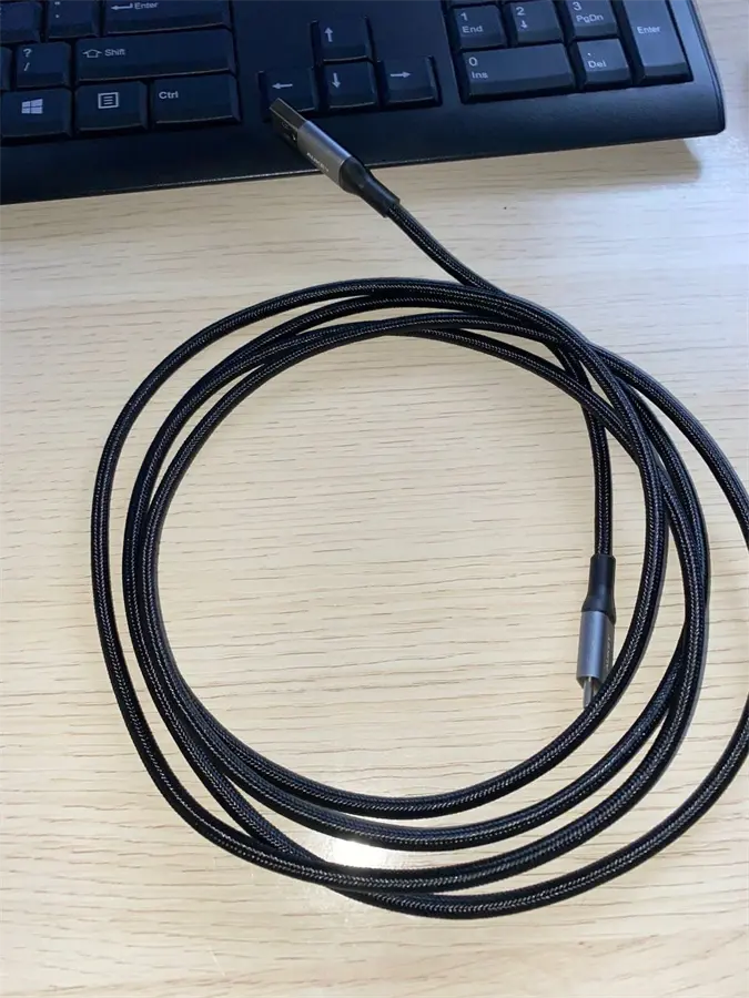 Khách hàng review Cáp Type-C 2m AUKEY CB-CD3 3