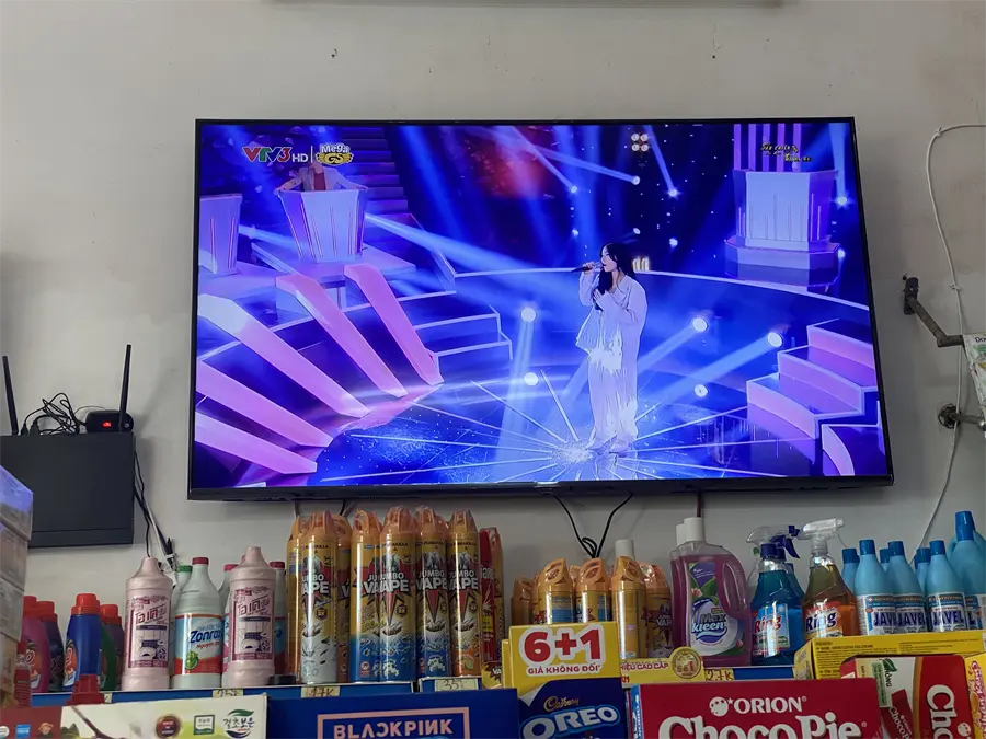 Khách hàng review Smart Tivi LG 4K 65 inch 65UQ8000PSC 10