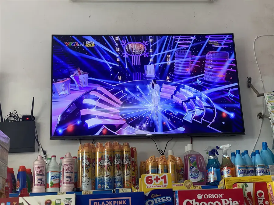 Khách hàng review Smart Tivi LG 4K 65 inch 65UQ8000PSC 12