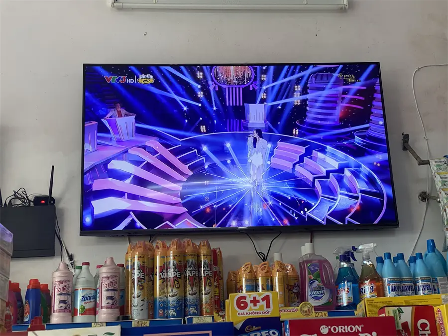 Khách hàng review Smart Tivi LG 4K 65 inch 65UQ8000PSC 11