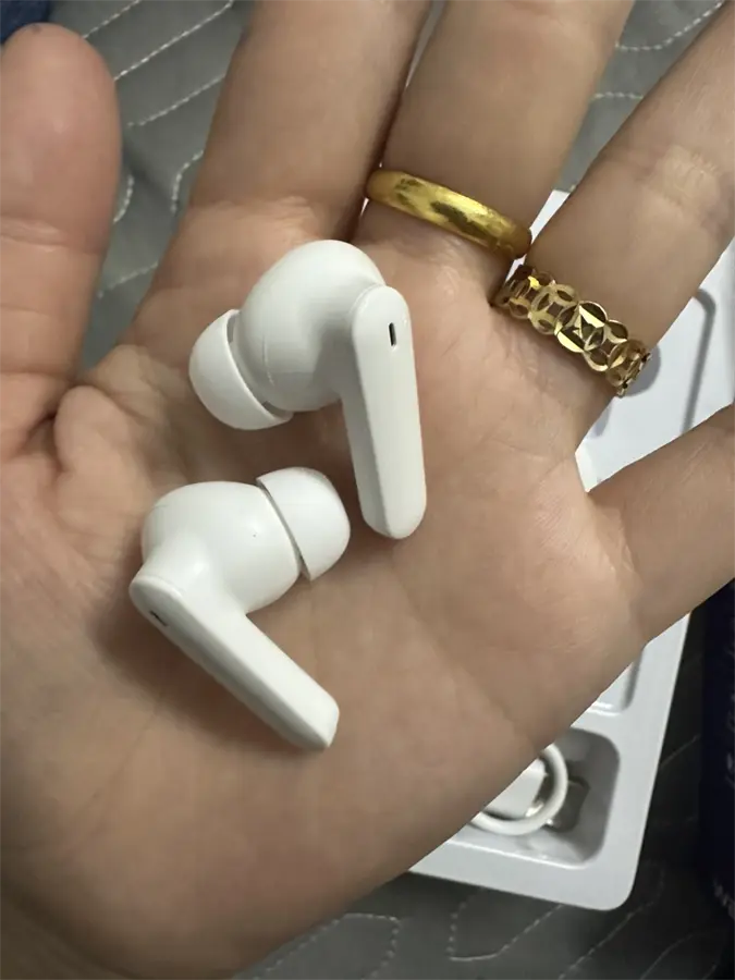 Khách hàng review Tai nghe Bluetooth True Wireless AVA  FreeGo W26 23