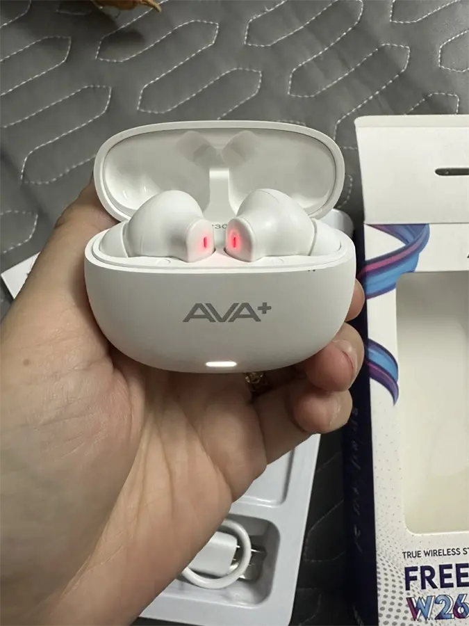 Khách hàng review Tai nghe Bluetooth True Wireless AVA  FreeGo W26 22