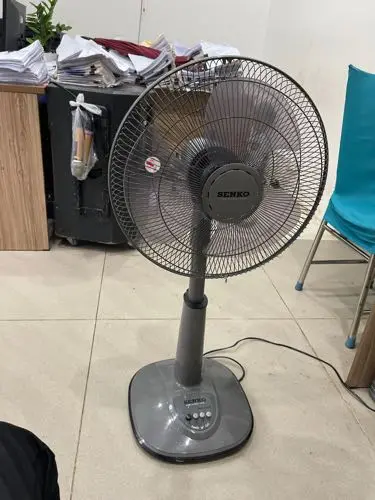 Khách hàng review Quạt lửng Senko 3 cánh L1638 47W 18