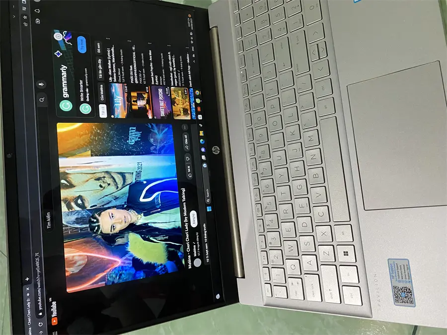Khách hàng review Laptop HP Pavilion 15 eg2082TU - 7C0Q5PA (i5 1240P, 8GB, 512GB, Full HD, Win11) 1