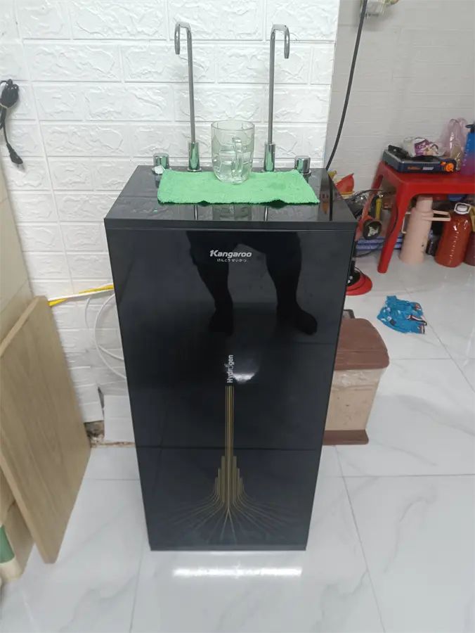 Khách hàng review Máy lọc nước RO nóng nguội lạnh Hydrogen Kangaroo KG10A13 10 lõi 4