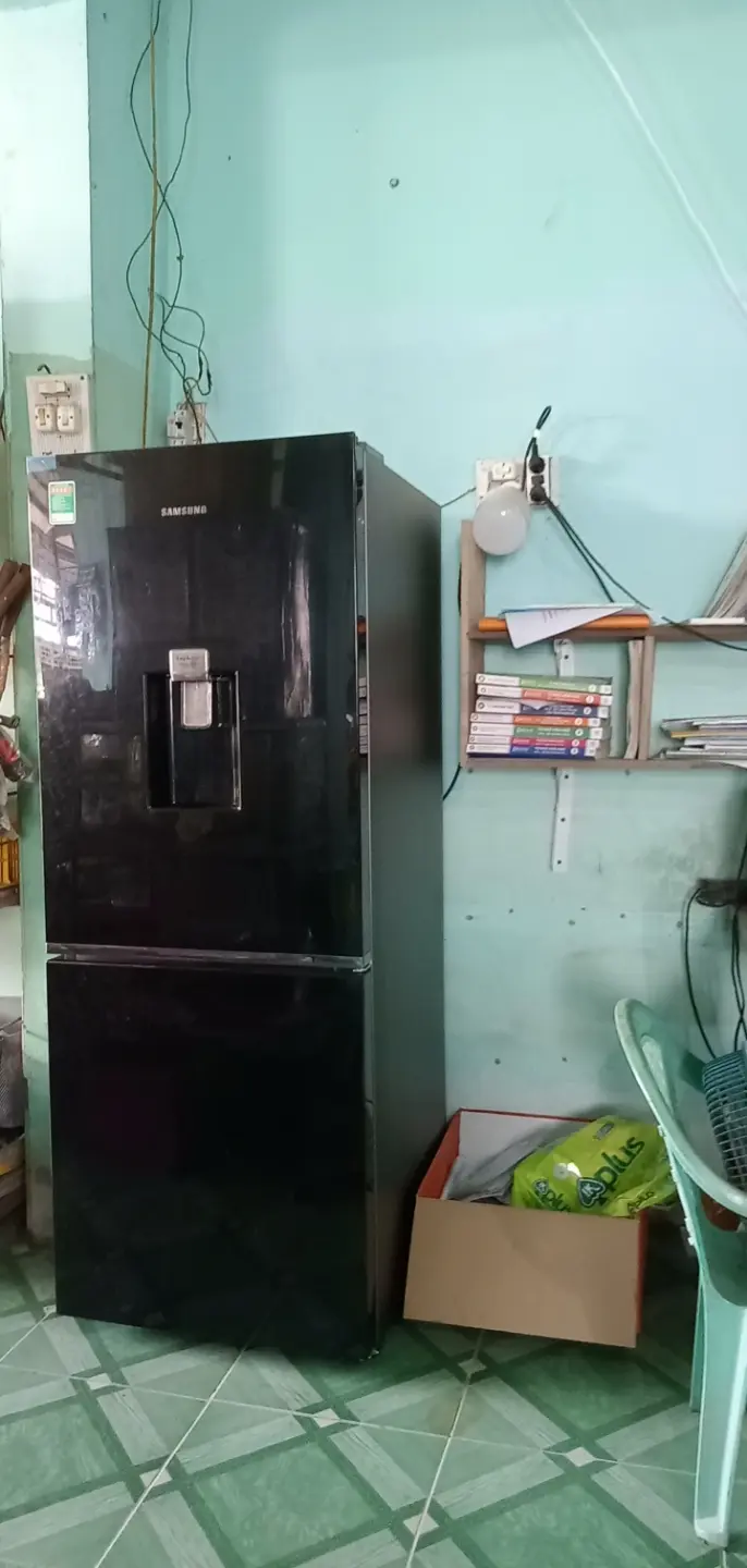 Khách hàng review Tủ lạnh Samsung Inverter 276 lít RB27N4170BU/SV 4