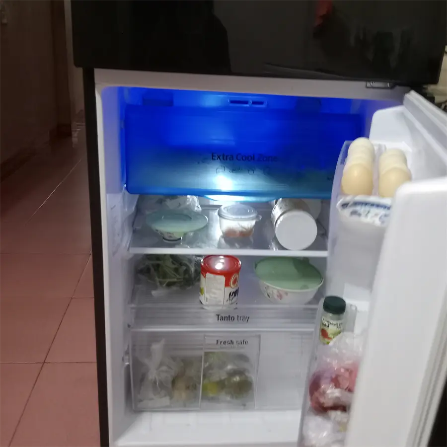 Khách hàng review Tủ lạnh Panasonic Inverter 234 lít NR-TV261BPKV 25