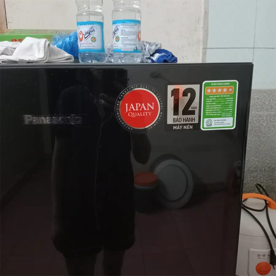 Khách hàng review Tủ lạnh Panasonic Inverter 234 lít NR-TV261BPKV 27
