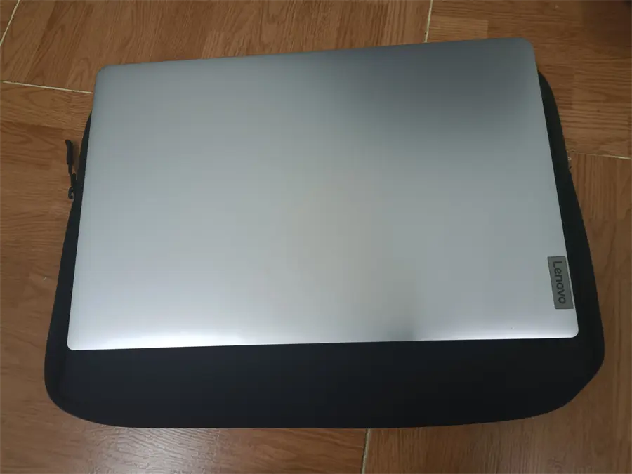 Khách hàng review Laptop Lenovo IdeaPad 1 15AMN7 R5 7520U/8GB/256GB/Win11 (82VG0061VN) 3