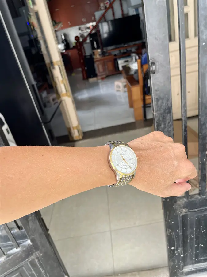 Khách hàng review Đồng hồ ADRIATICA 40 mm Nam A1256.2113Q 2
