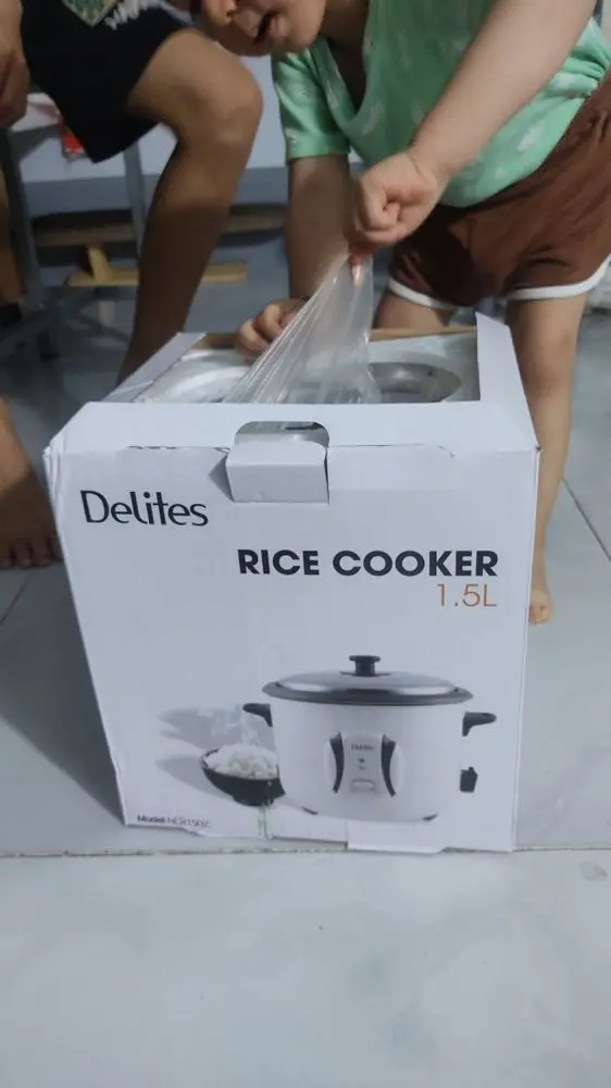 Khách hàng review Nồi cơm nắp rời Delites 1.5 lít NCR1502 15