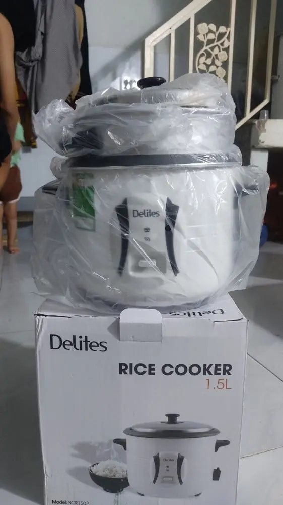 Khách hàng review Nồi cơm nắp rời Delites 1.5 lít NCR1502 14