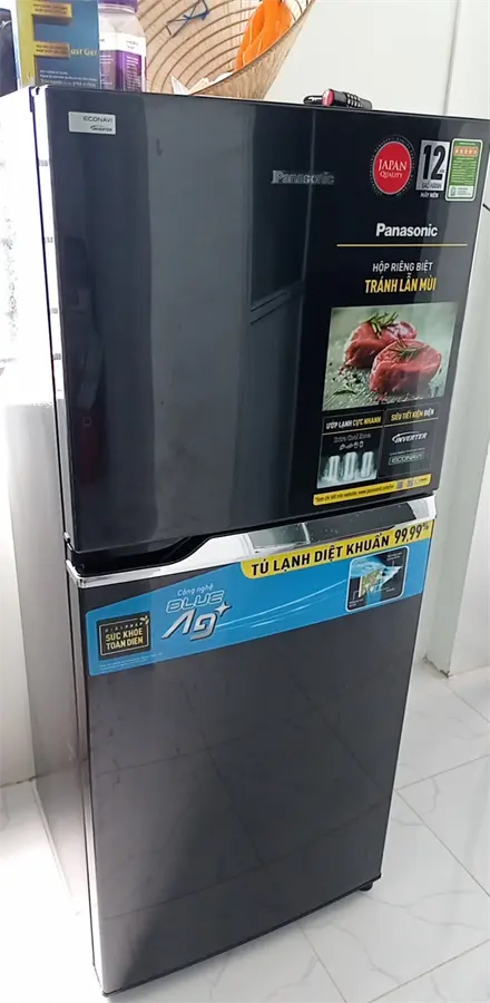 Khách hàng review Tủ lạnh Panasonic Inverter 234 lít NR-TV261BPKV 22