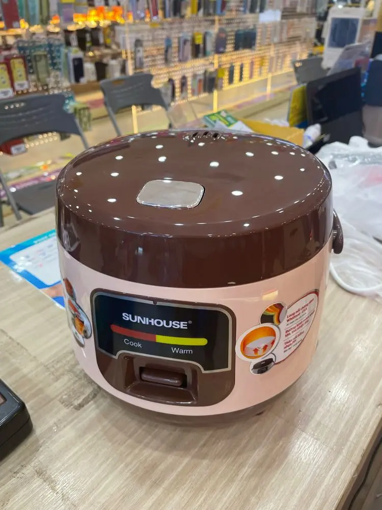 Khách hàng review Nồi cơm nắp gài Sunhouse 1 lít SHD8208C 10