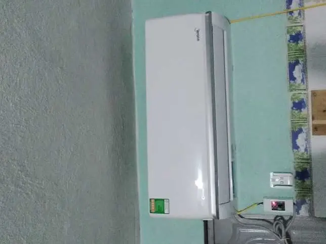 Khách hàng review Máy lạnh Midea Inverter 1 HP MSAGA-10CRDN8 14