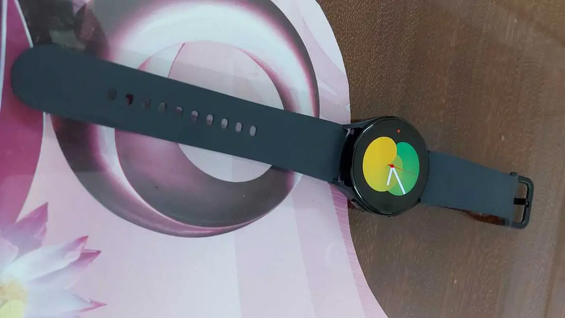 Khách hàng review Đồng hồ thông minh Samsung Galaxy Watch5 40mm 8