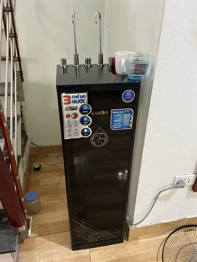 Khách hàng review Máy lọc nước RO nóng nguội lạnh Hydrogen Karofi KAD-D66 11 lõi 19