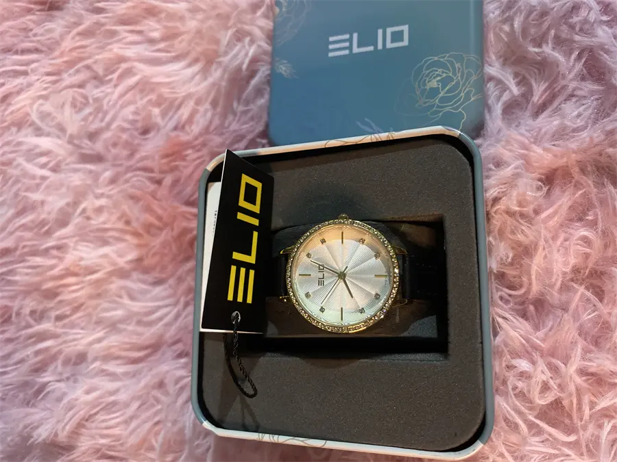 Khách hàng review Đồng hồ Elio Ngày có em 32 mm Nữ EL125-02 1