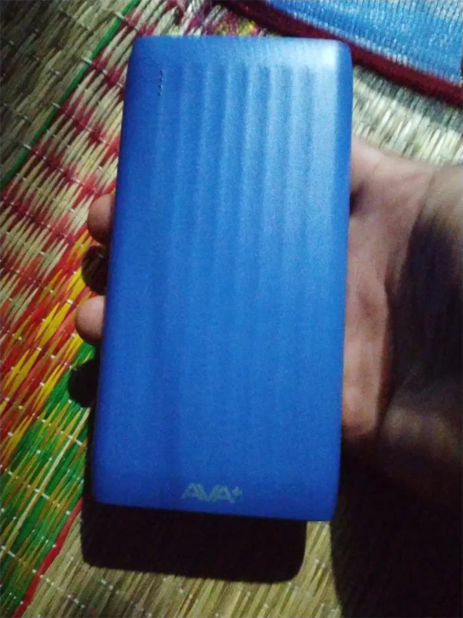 Khách hàng review Pin sạc dự phòng Polymer 10000mAh 10.5W AVA  DS006 1