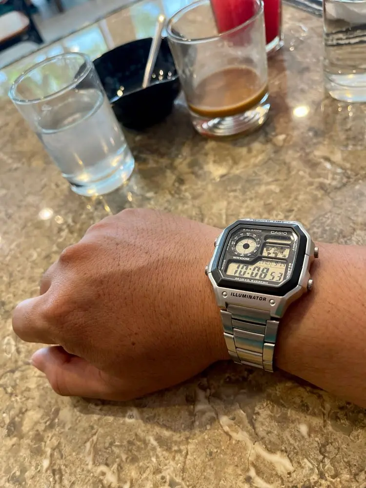 Khách hàng review Đồng hồ CASIO Timeless 45 x 42.1 mm Nam AE-1200WHD-1AVDF 8