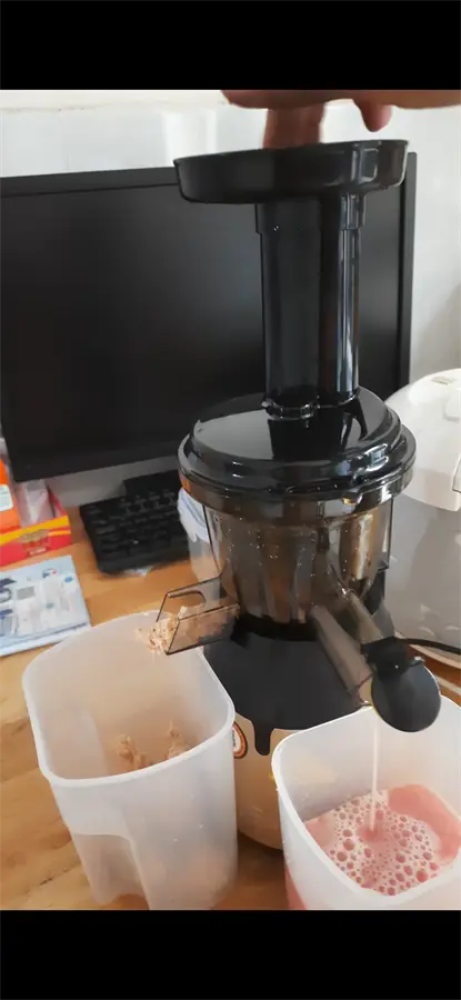 Khách hàng review Máy ép chậm Ferroli FSJ-150M 1