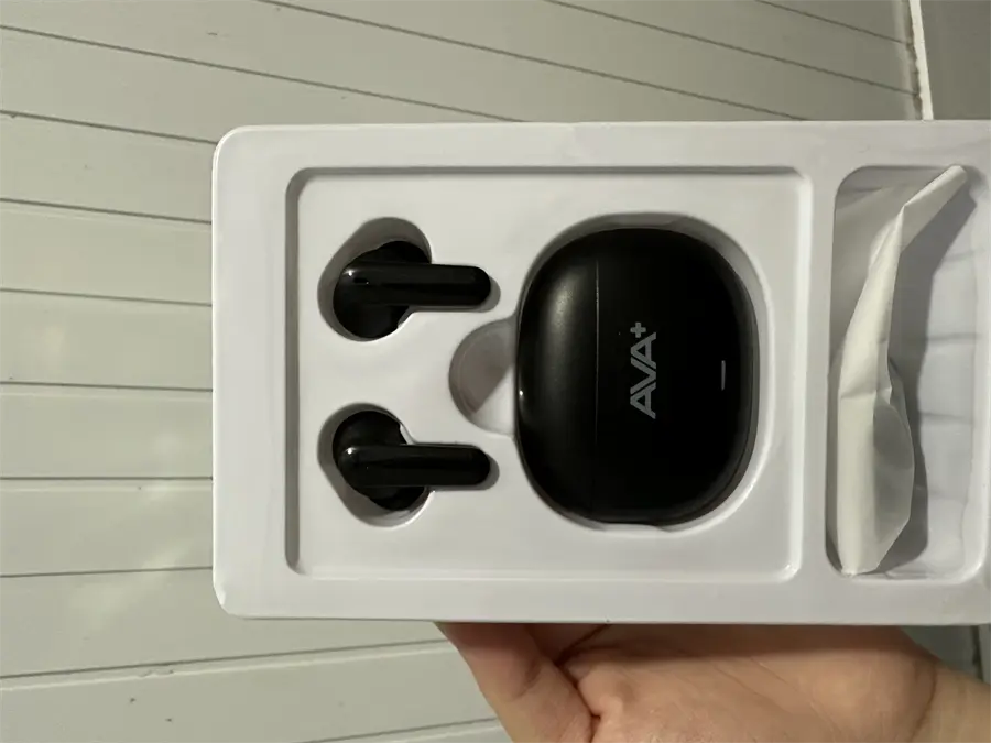 Khách hàng review Tai nghe Bluetooth True Wireless AVA  FreeGo W26 39