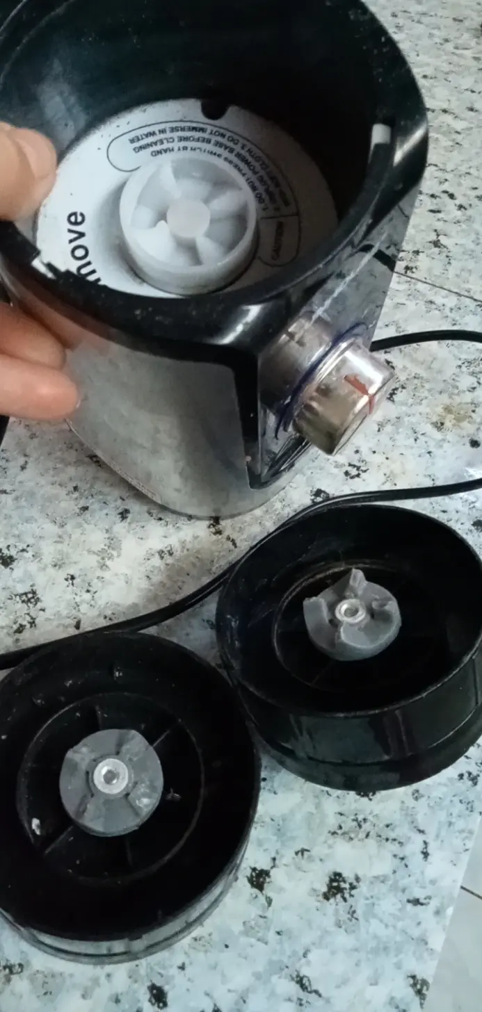 Khách hàng review Máy xay sinh tố đa năng Sunhouse SHD 5322 Đen 7