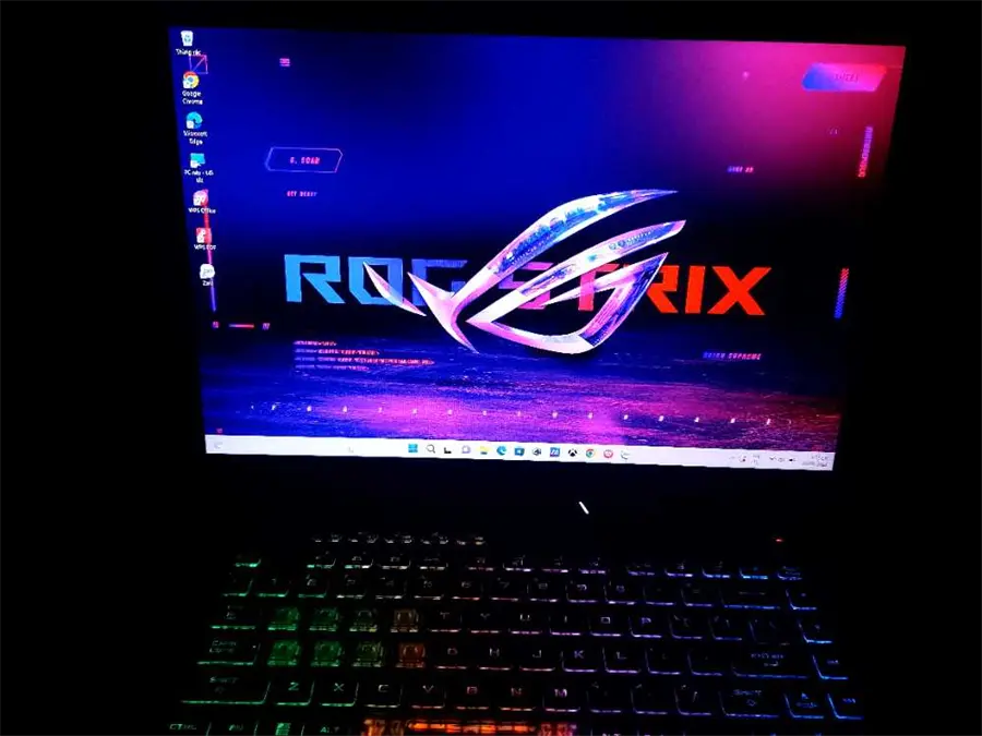 Khách hàng review Laptop Asus Gaming ROG Strix G16 G614JU i5 13450HX/8GB/512GB/6GB RTX4050/165Hz/Win11 (N3135W) 5