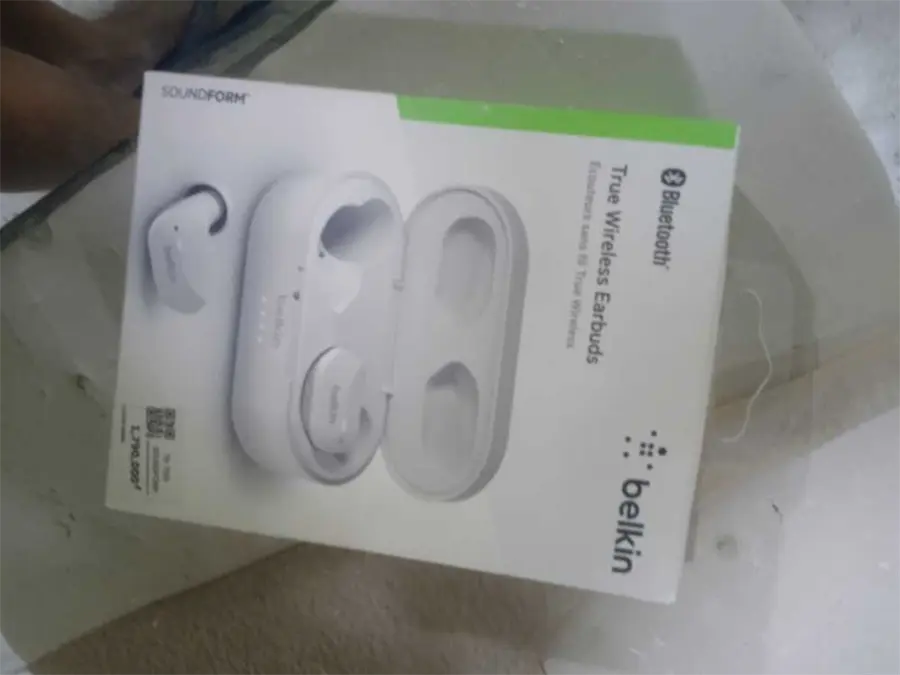 Khách hàng review Tai nghe Bluetooth True Wireless Belkin Soundform AUC001 13