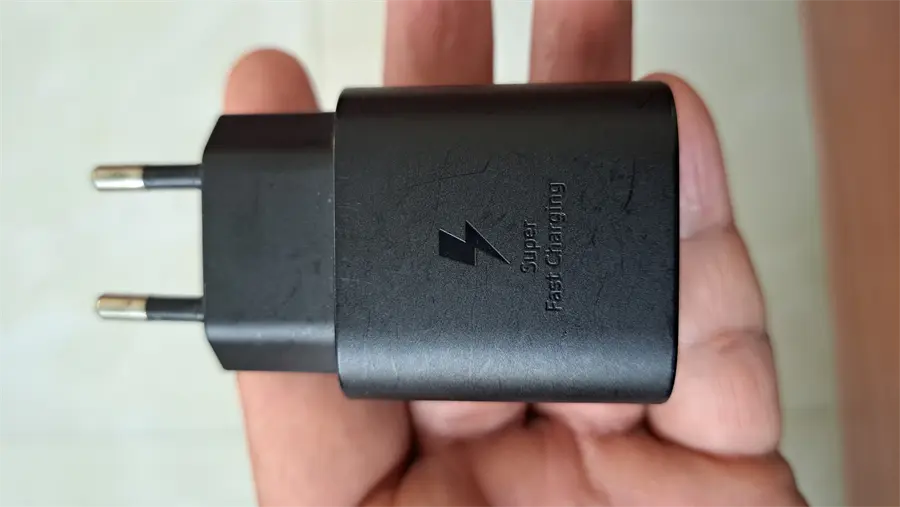 Khách hàng review Sạc nhanh Type-C PD 25W Samsung EP-TA800N 15