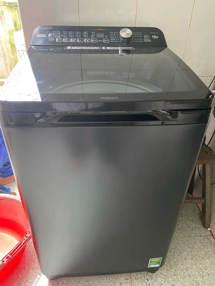 Khách hàng review Máy giặt Aqua 10 Kg AQW-FR101GT BK 2