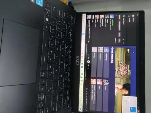 Khách hàng review Laptop MSI Modern 14 C11M i3 1115G4/8GB/512GB/Win11 (011VN) 4