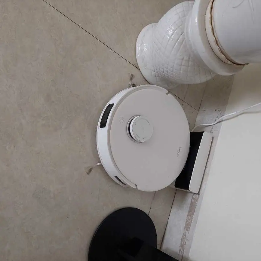 Khách hàng review Robot hút bụi lau nhà Ecovacs Deebot T10 2