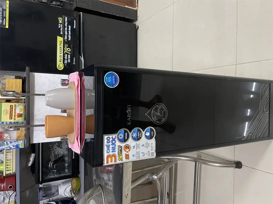 Khách hàng review Máy lọc nước RO nóng nguội lạnh Hydrogen Karofi KAD-D66 11 lõi 16