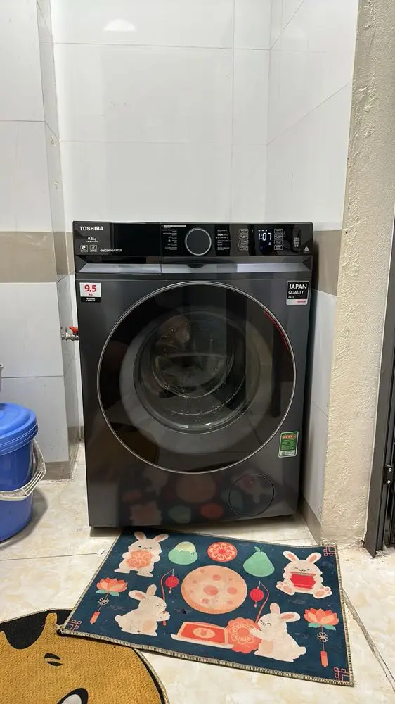 Khách hàng review Máy giặt Toshiba Inverter 9.5 Kg TW-BK105G4V(MG) 2