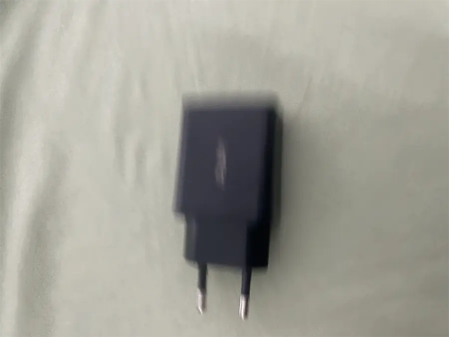 Khách hàng review Adapter Sạc USB 12W AVA  DS020B 2