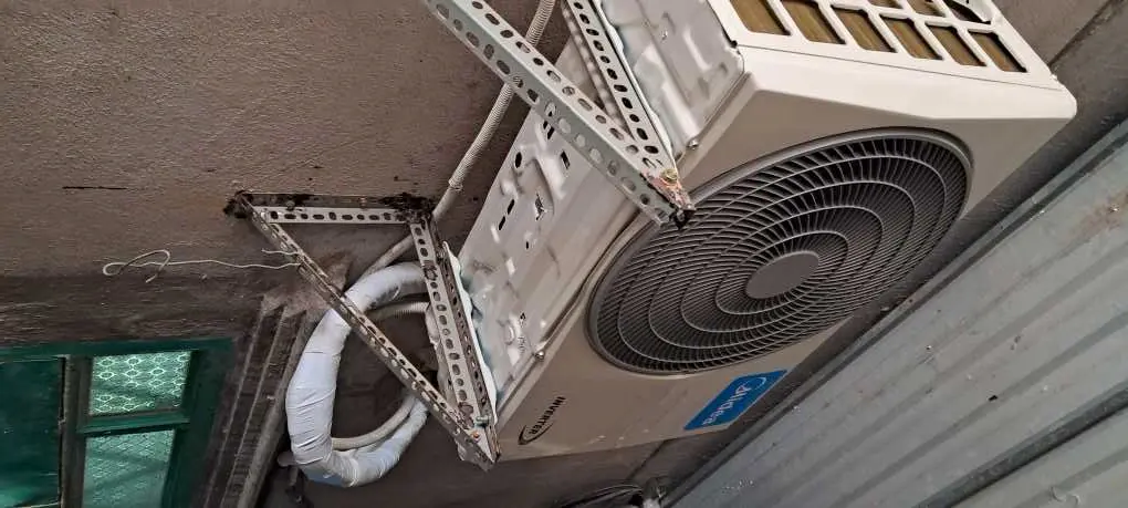 Khách hàng review Máy lạnh Midea Inverter 1 HP MSAG-10CRDN8 20