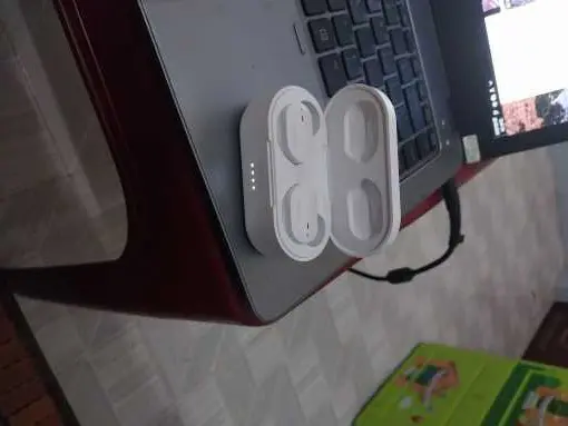 Khách hàng review Tai nghe Bluetooth True Wireless Belkin Soundform AUC001 6