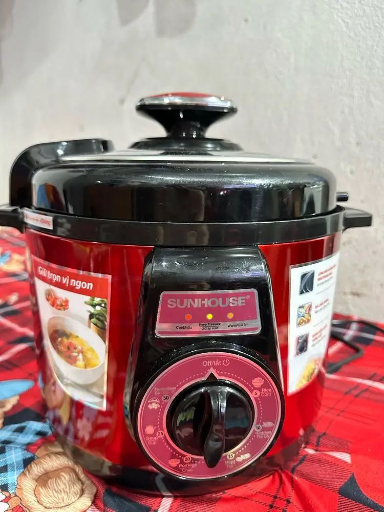Khách hàng review Nồi áp suất điện Sunhouse SHD-1552 5 lít 1