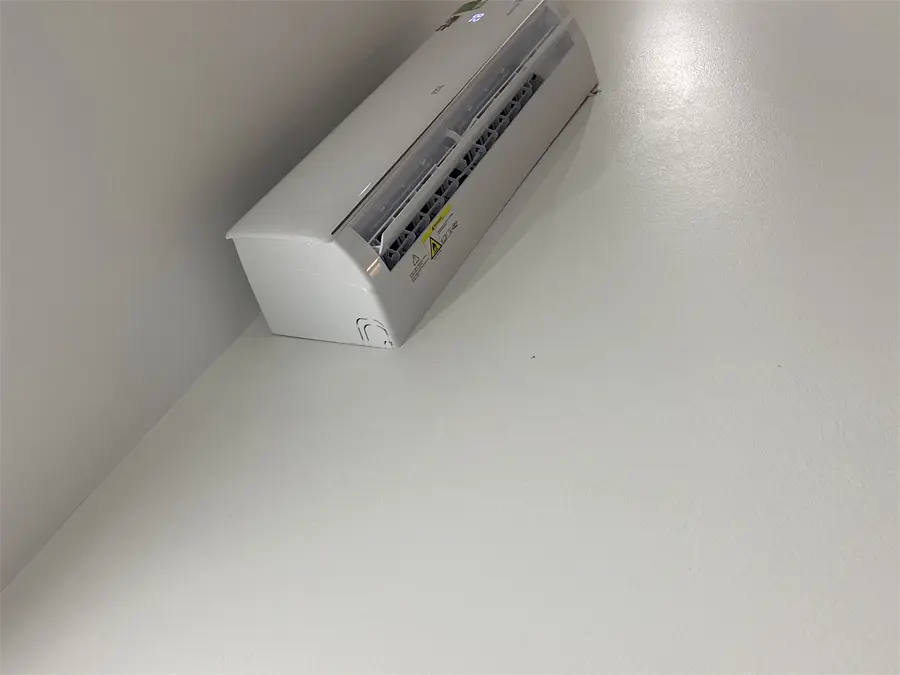 Khách hàng review Máy lạnh TCL Inverter 1 HP TAC-10CSD/XAB1I 9