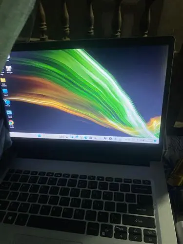 Khách hàng review Laptop Acer Aspire 3 A314 35 C3KS N5100/4GB/256GB/Win11 (NX.A7SSV.009) 4